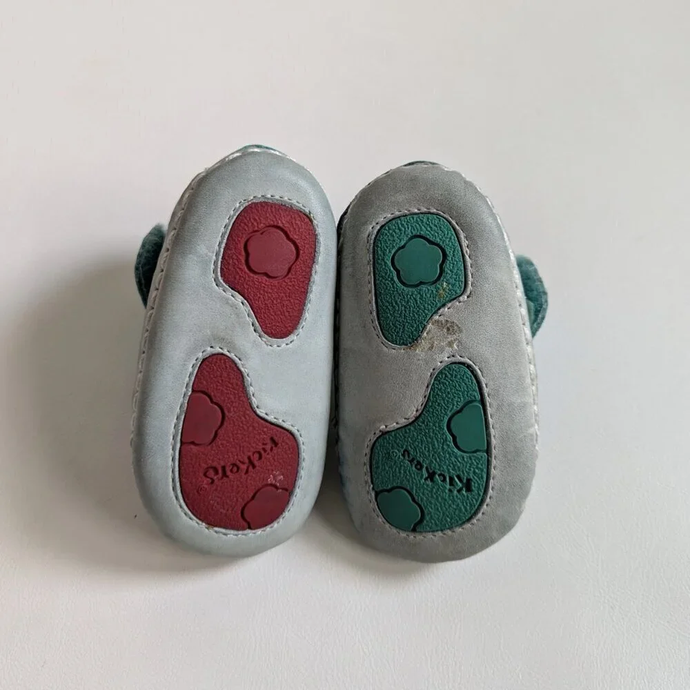 Kickers Boy's Leather Baby Shoes 6 Months/Size U.S. 3 Blue